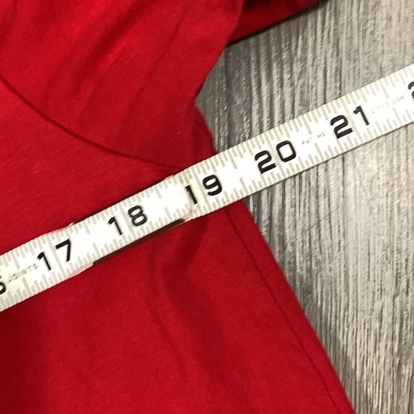 GUESS Men's Red Short Sleeve Pima Embellished Logo Crew T-Shirt size M - Picture 9 of 12